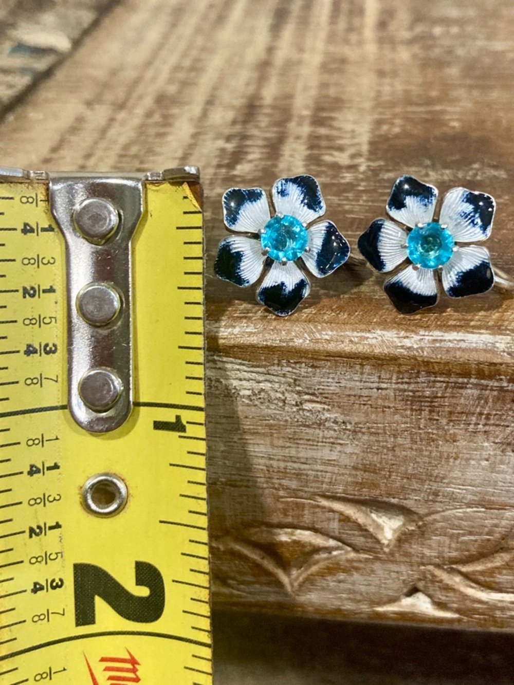 Vintage Sterling Silver Enamel Flower Earrings • Blue & White • Screw‑Back 5/8” - Picture 9 of 13